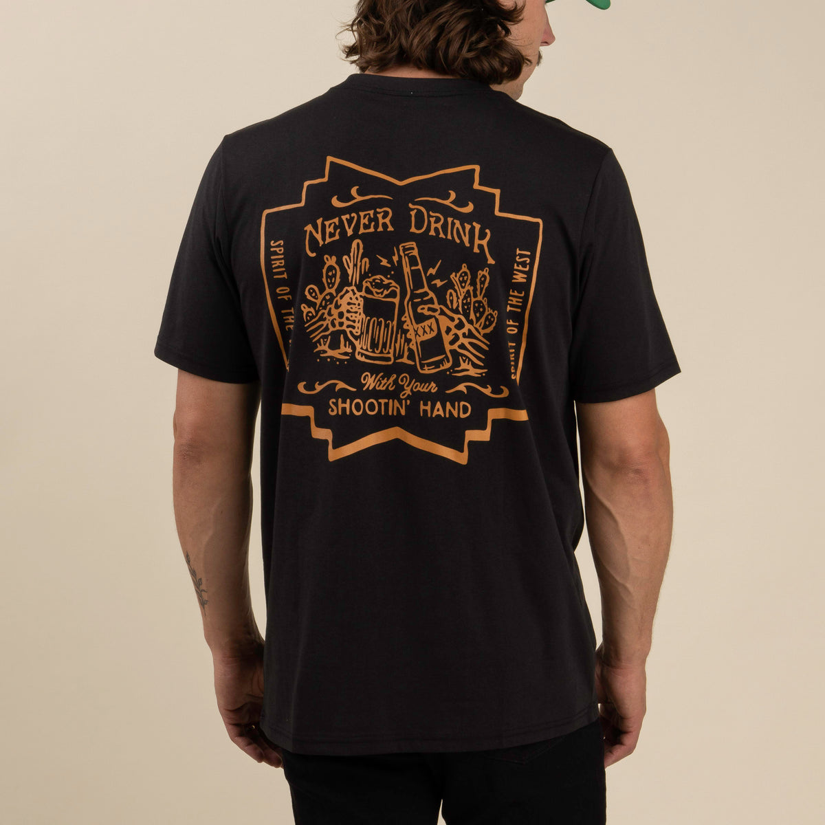 トップス Hand tee Black punkandyo fti shootin_handsaludtshirtstudiop