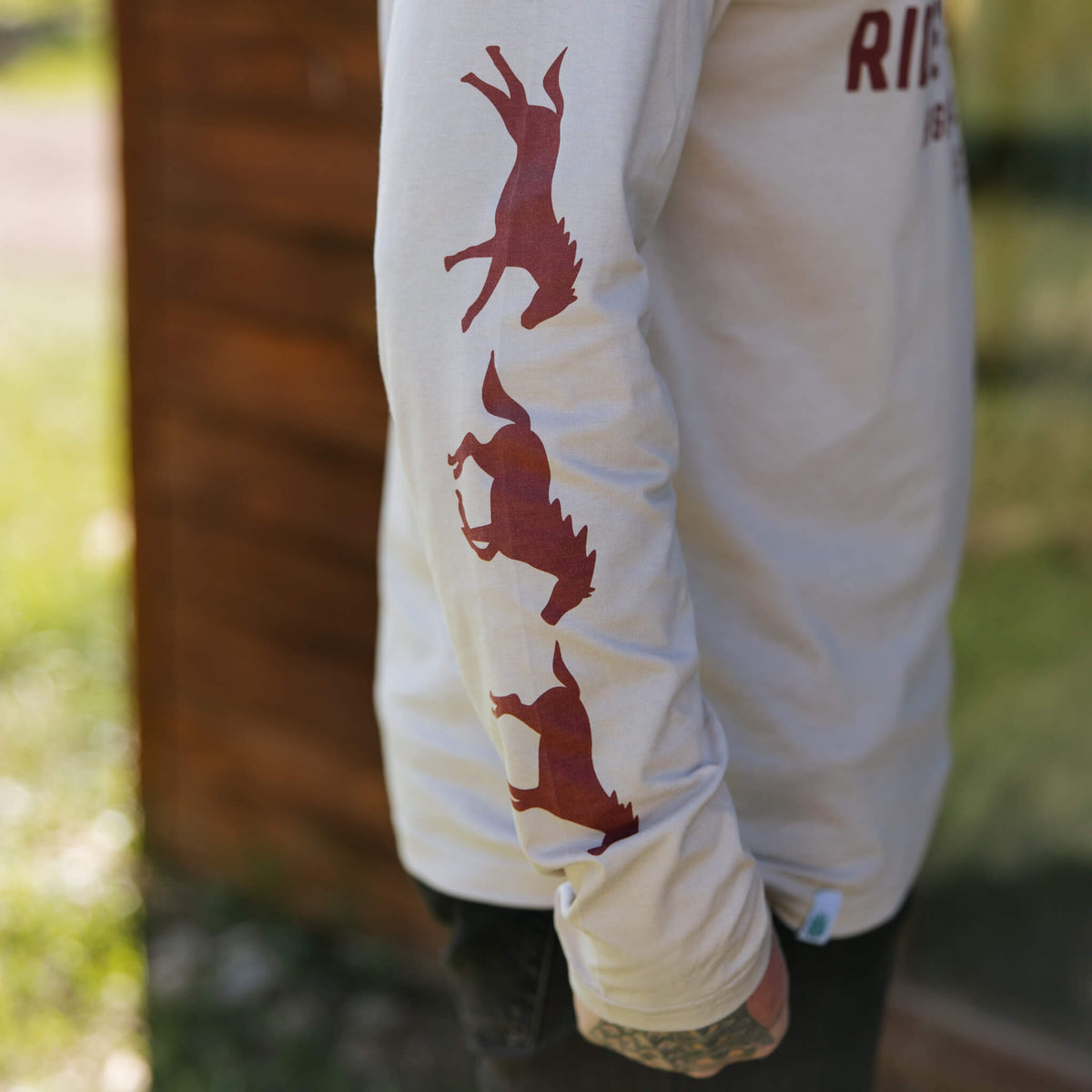 Fast Horse Long Sleeve T-Shirt - Sand