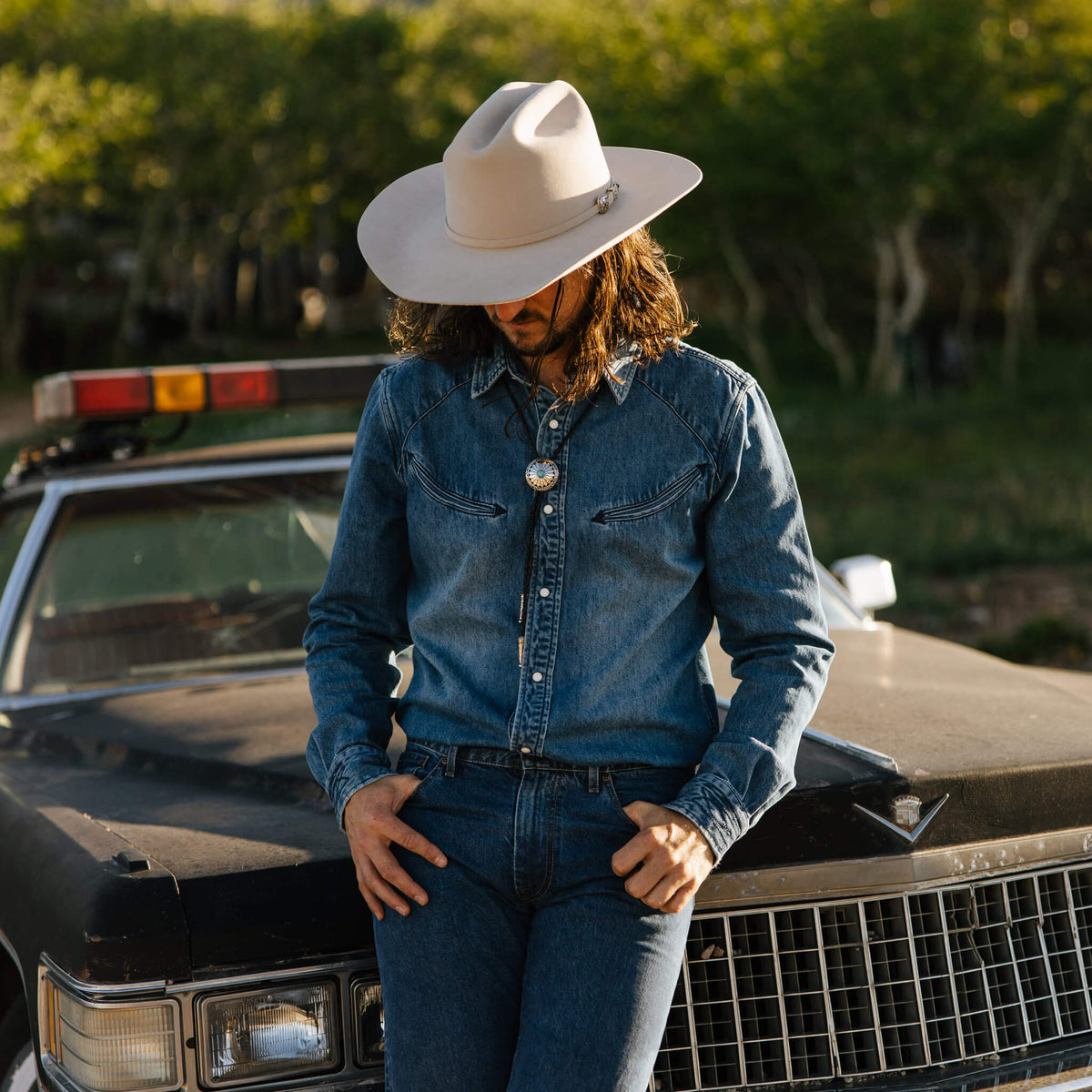 The Hondo Pearl Snap Shirt - Classic Denim