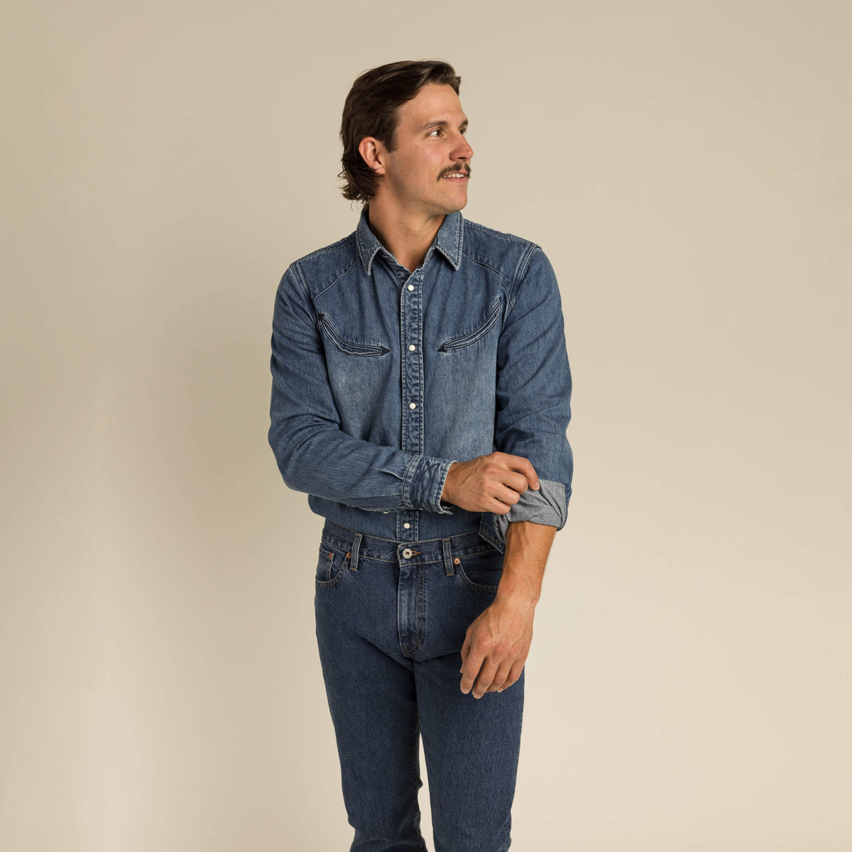 The Hondo Pearl Snap Shirt - Classic Denim