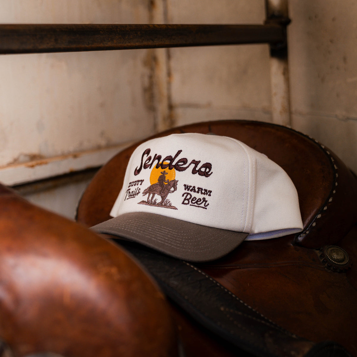 Dusty Trails Hat - Brown