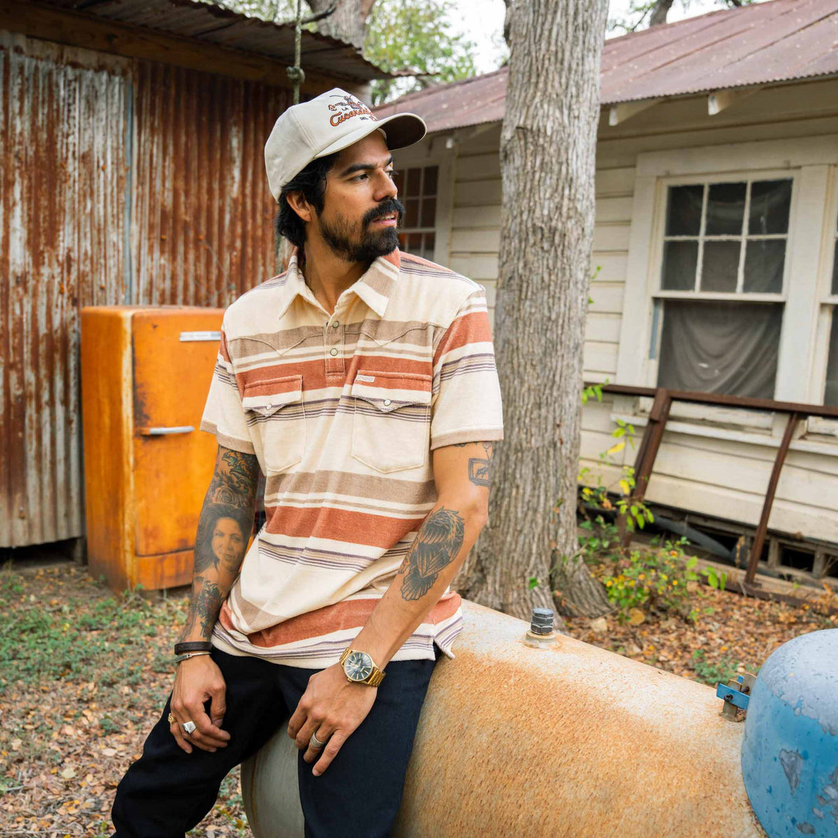 La Cucaracha Hat - White
