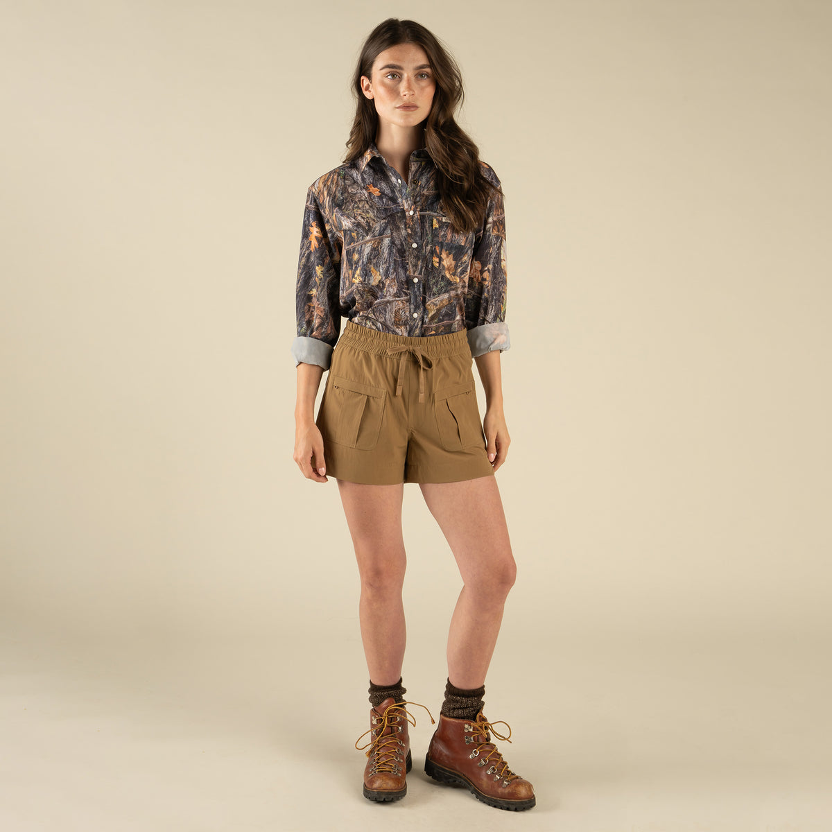 The Solaya Performance Short - Saddlebrush Brown