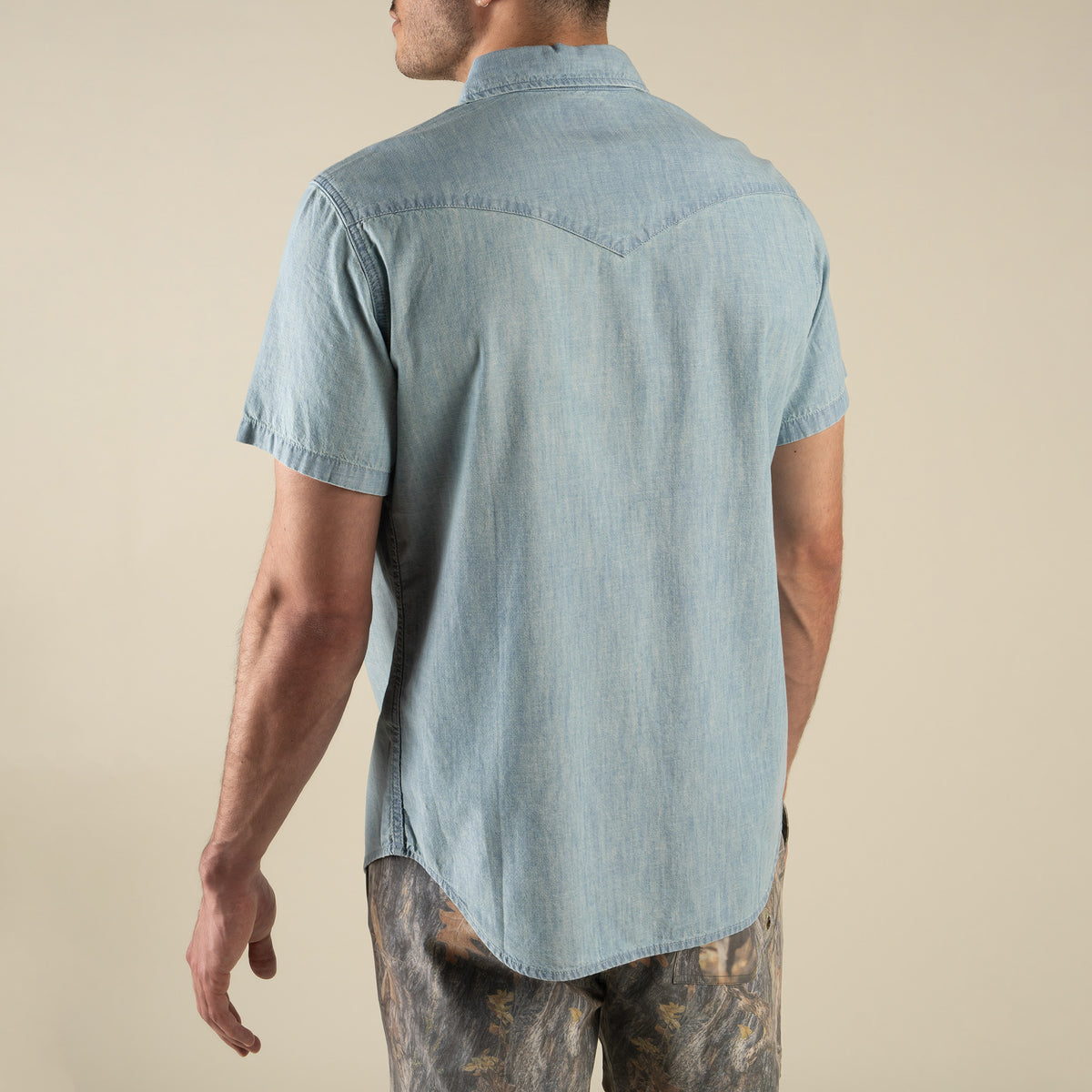The Wyatt Pearl Snap Short Sleeve Solid Shirt - Washed Indigo Chambray