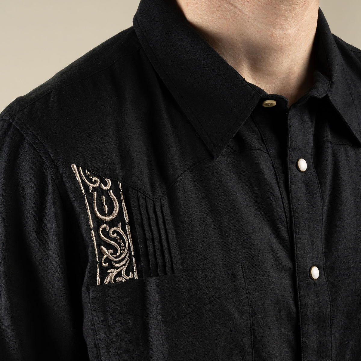 Caballero Guayabera Short Sleeve Shirt - Black