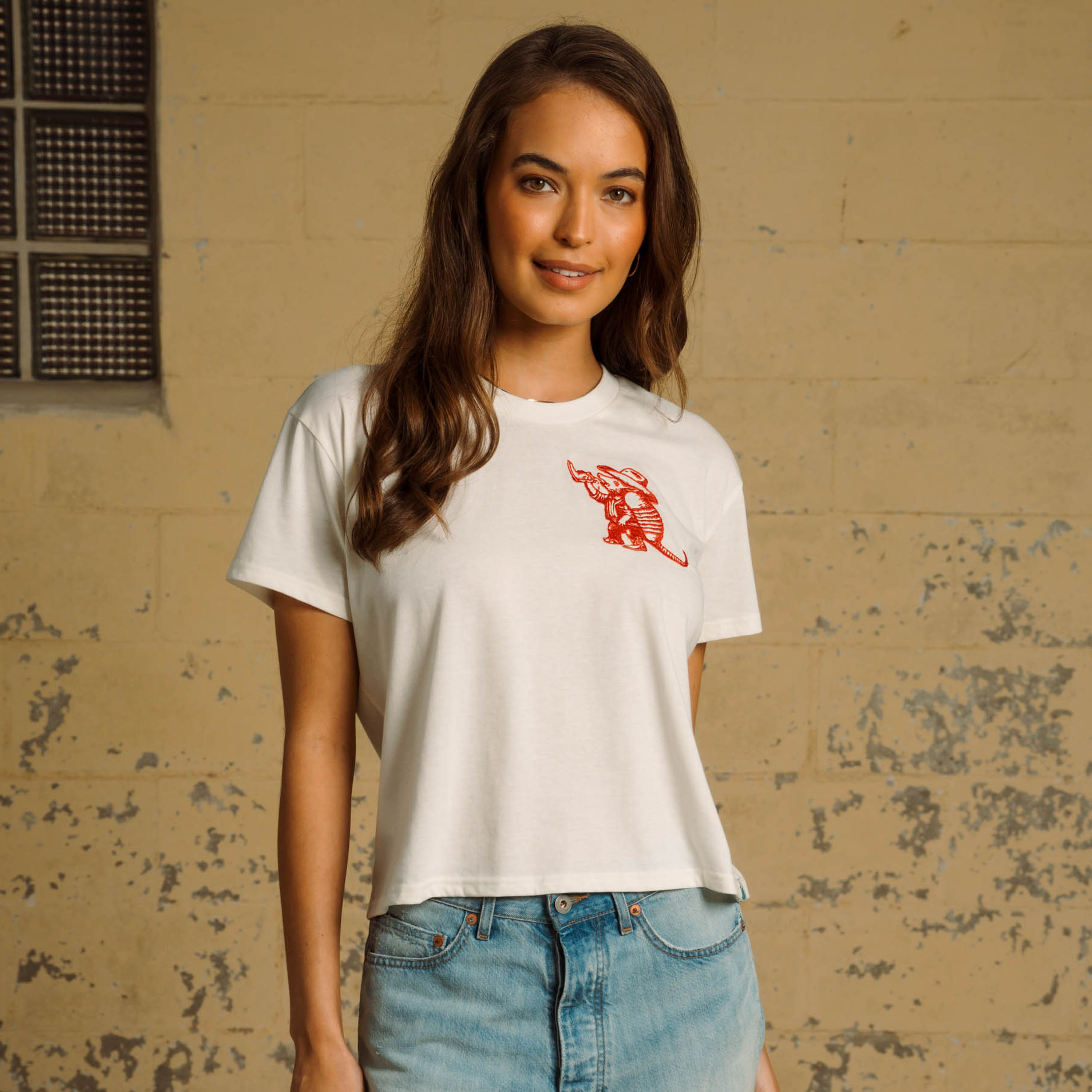 Armadillo Boxy Tee – Sendero Provisions Co.