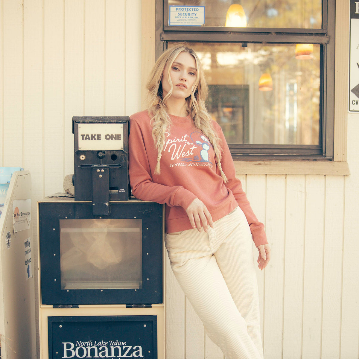 Cactus Wren Women's Sweatshirt - Dusty Mauve