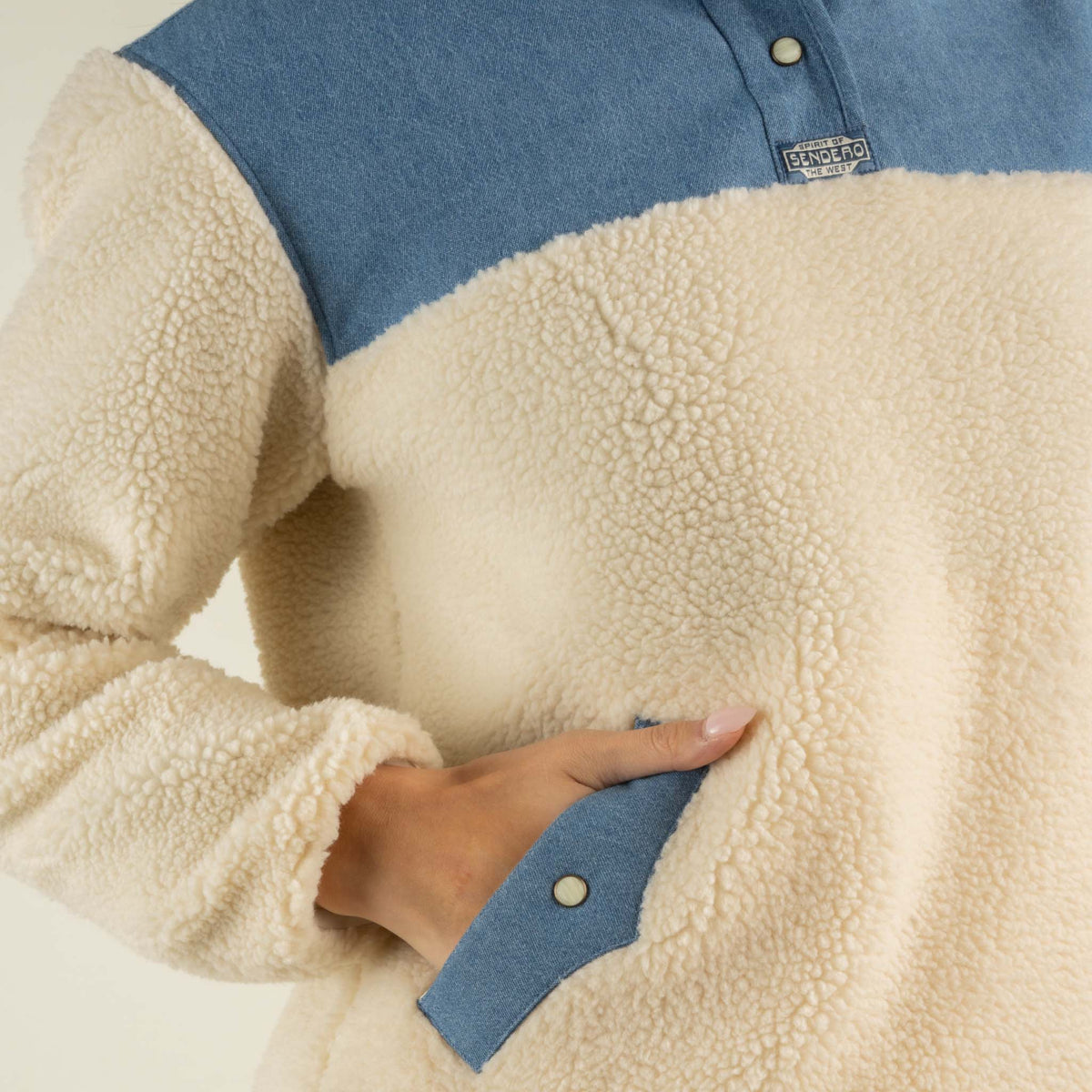 Women's Bariloche Fleece Pullover - Blue/Cream