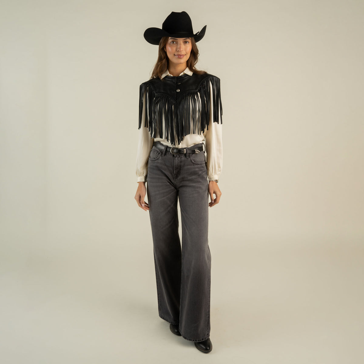 Lillie Fringe Collar