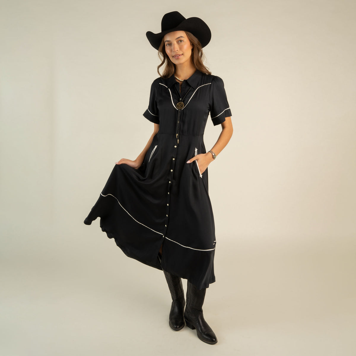 La Dahlia Dress - Silky Viscose - Black