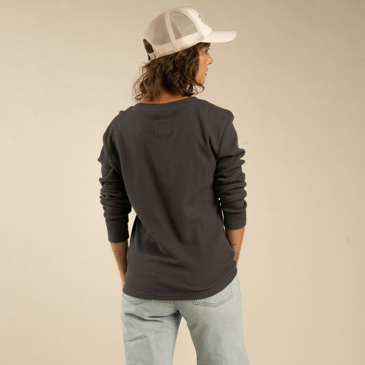 Maven Henley - Charcoal