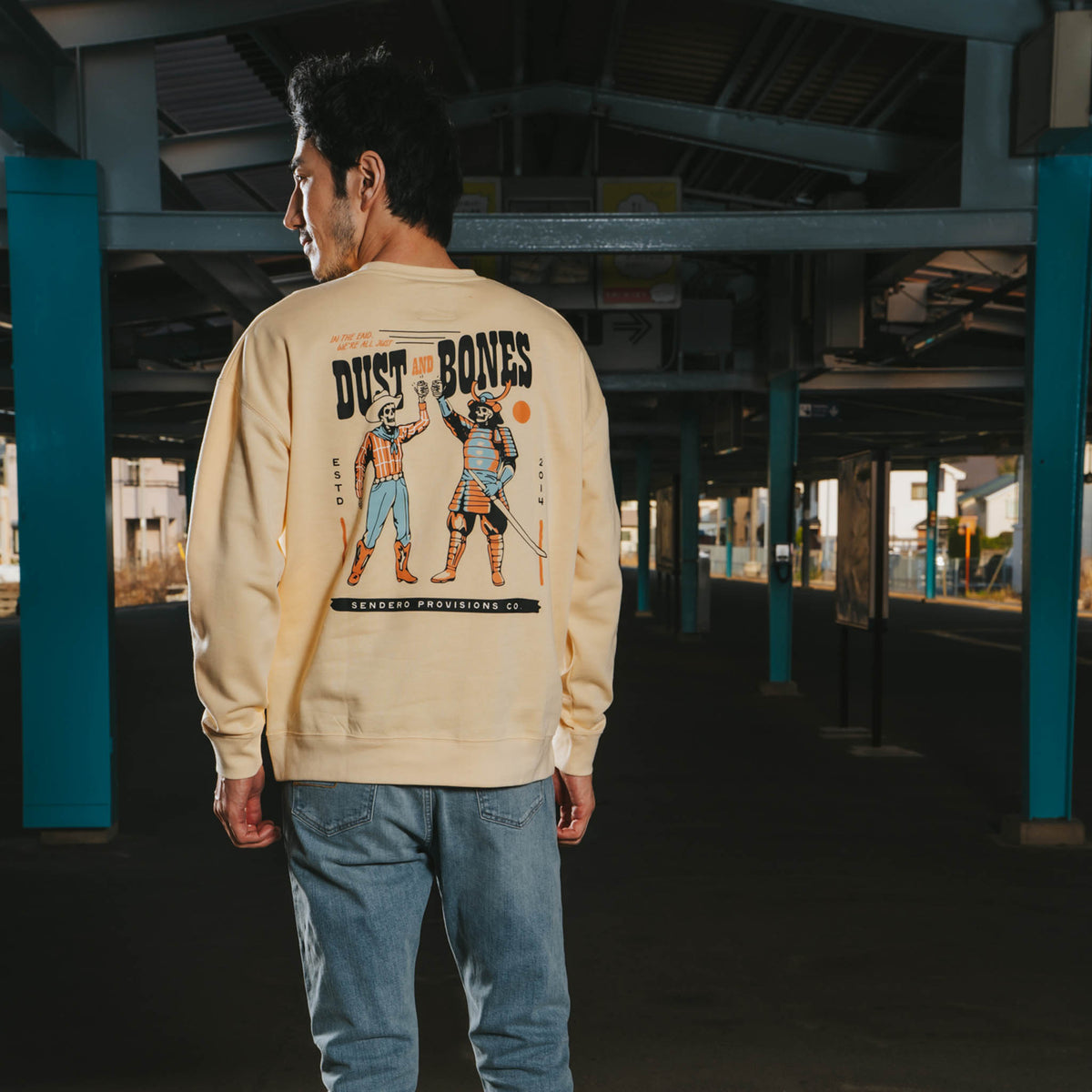 Dust & Bones Sweatshirt - Cream
