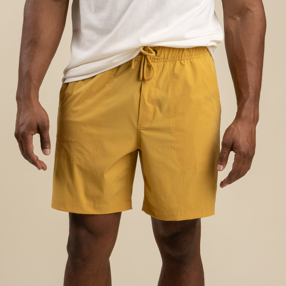 Bajada Hybrid Shorts - Mustard