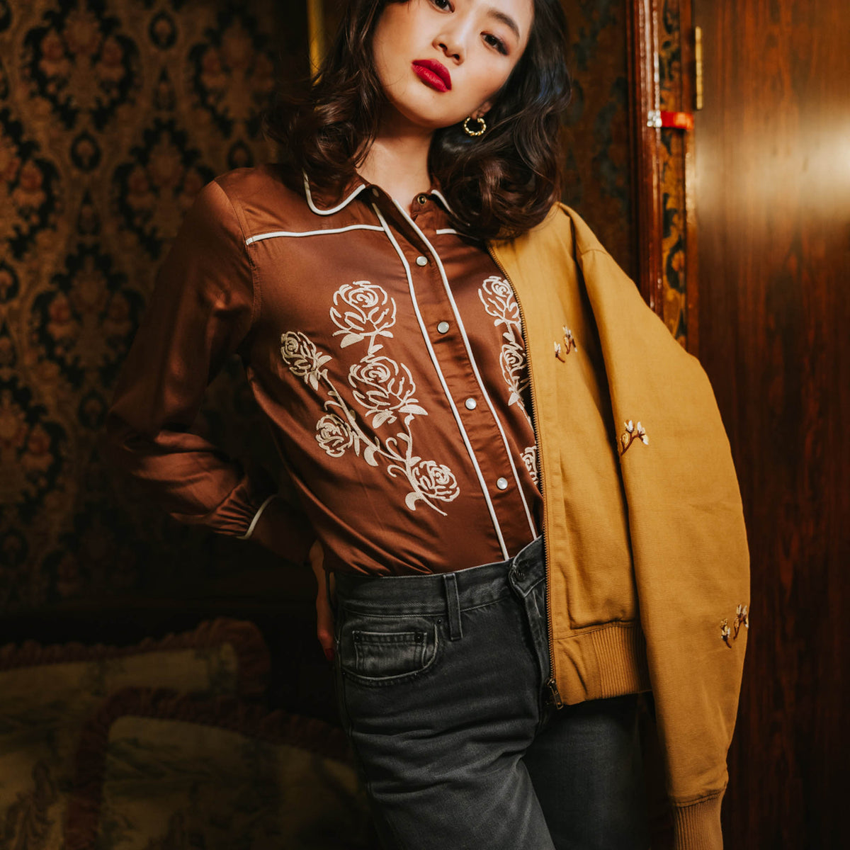 Dakota Women's Blouse - Mocha