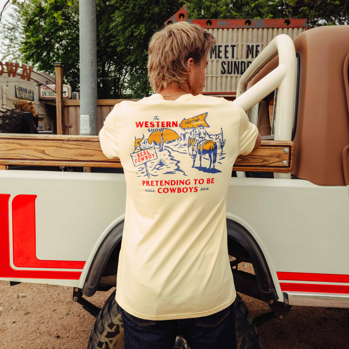 Western Show T-Shirt - Cream